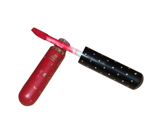 24 mini labiales